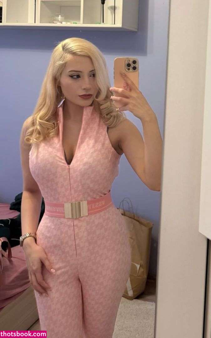 Athena Cosplay Photo #73