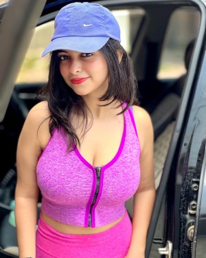 Riya Pandey Photo #4