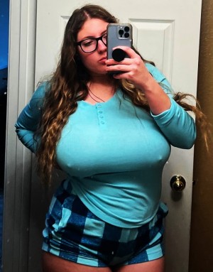 Tess Ferral Photo #9