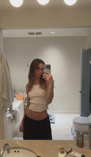 Anna Shumate Photo #58