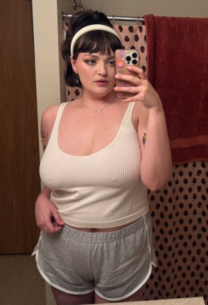 Matchalatte0111 Photo #4