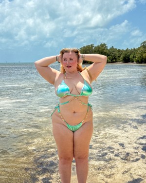 Niki Peacock Photo #34