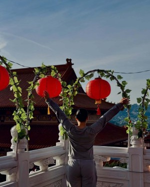 Yenni Huynh Photo #30