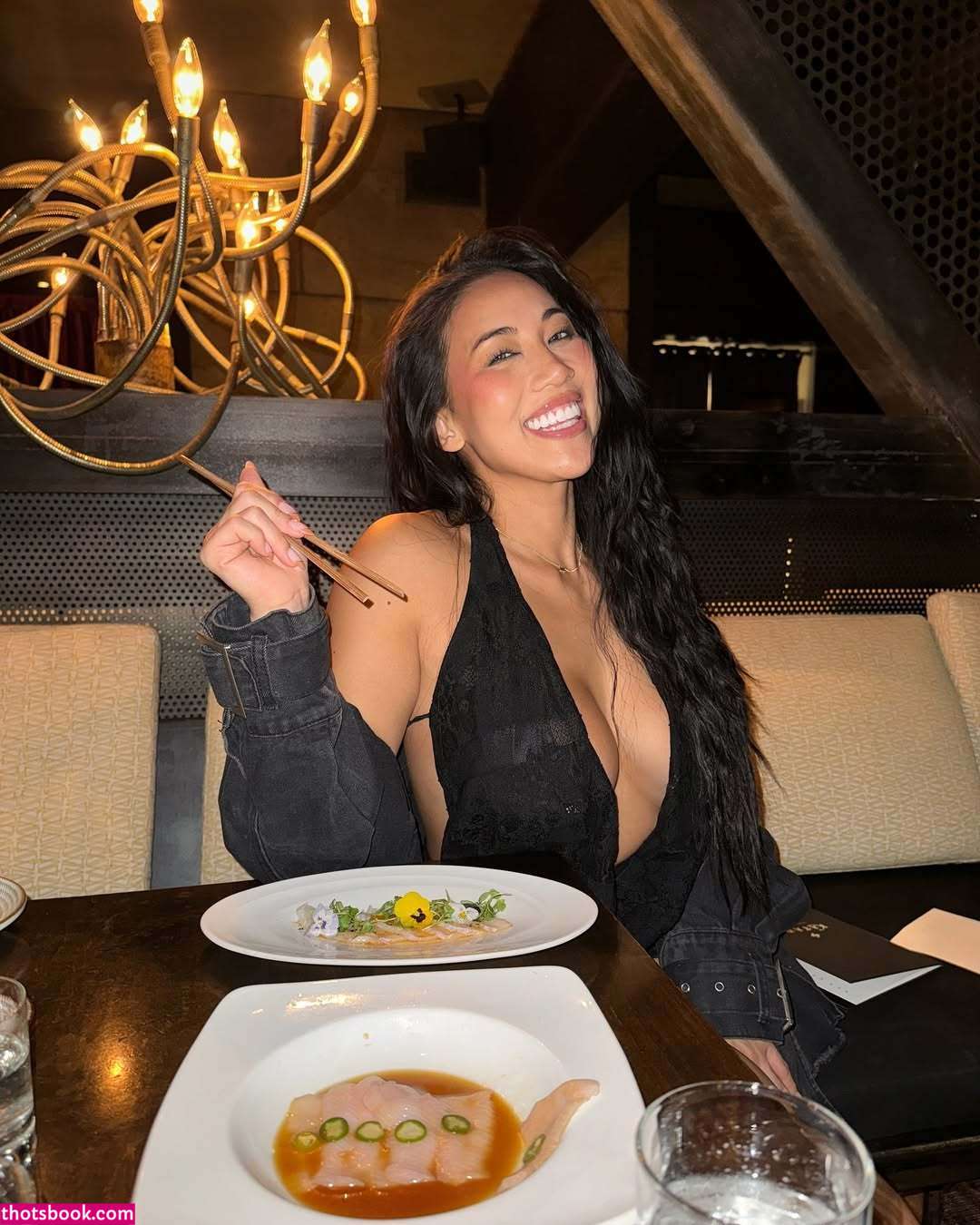 Yenni Huynh Photo #66