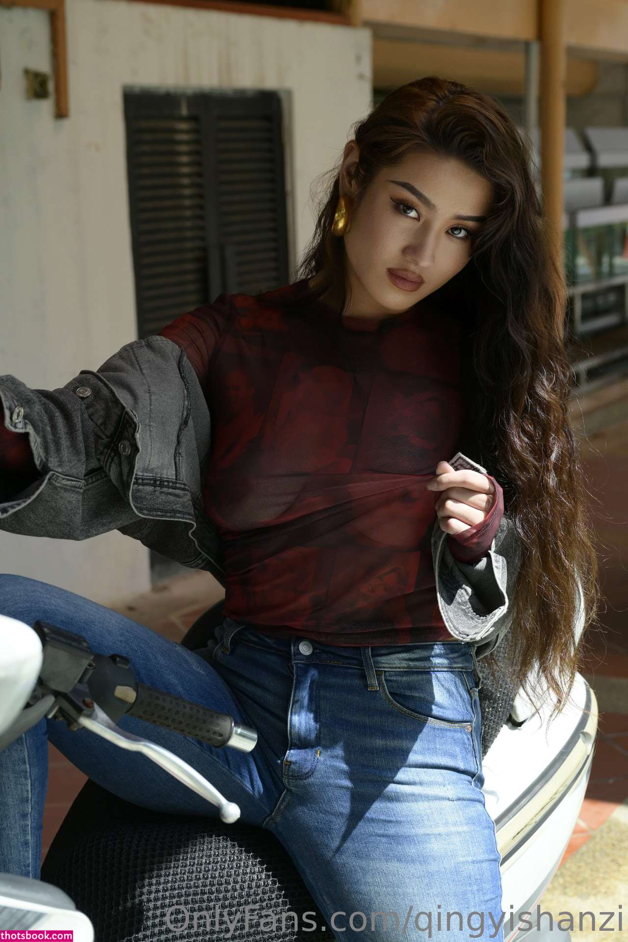 Amelie Qin Photo #18