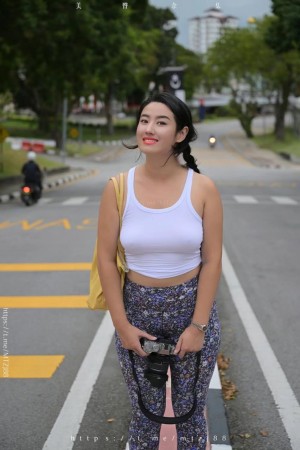 Amelie Qin Photo #36