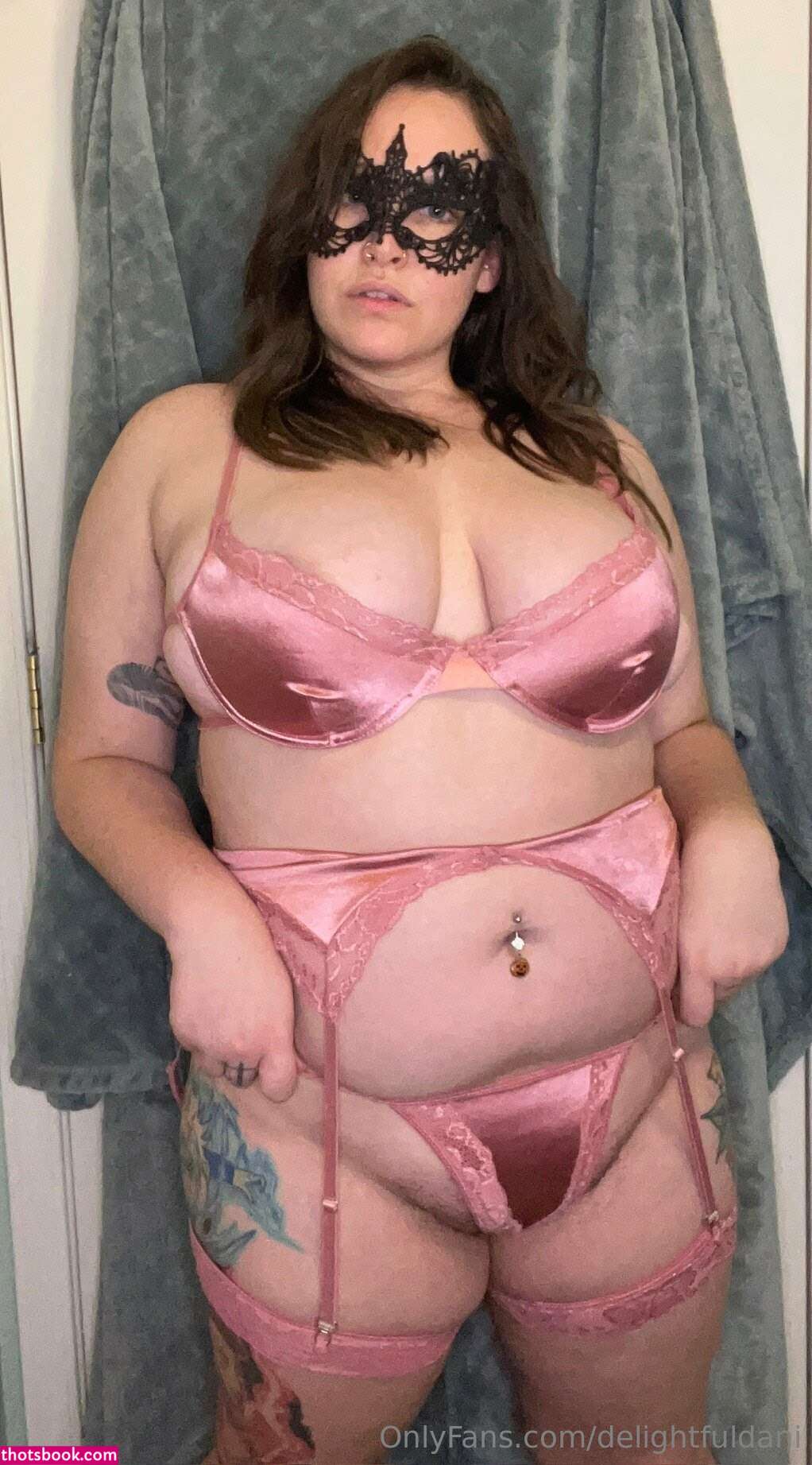 Delightfuldani Photo #17