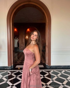 Emily Alexander Photo #117