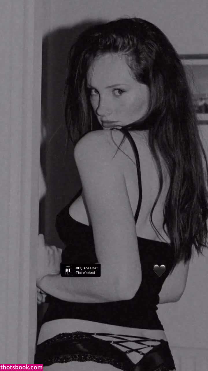 Erin Perise Photo #18