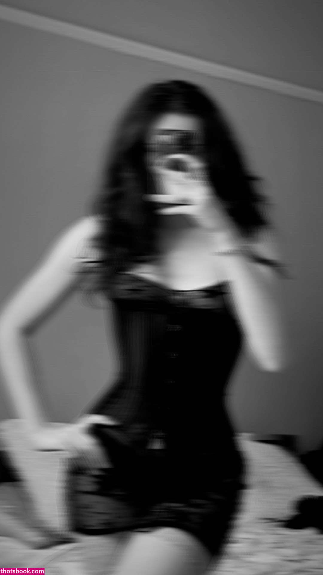 Erin Perise Photo #41