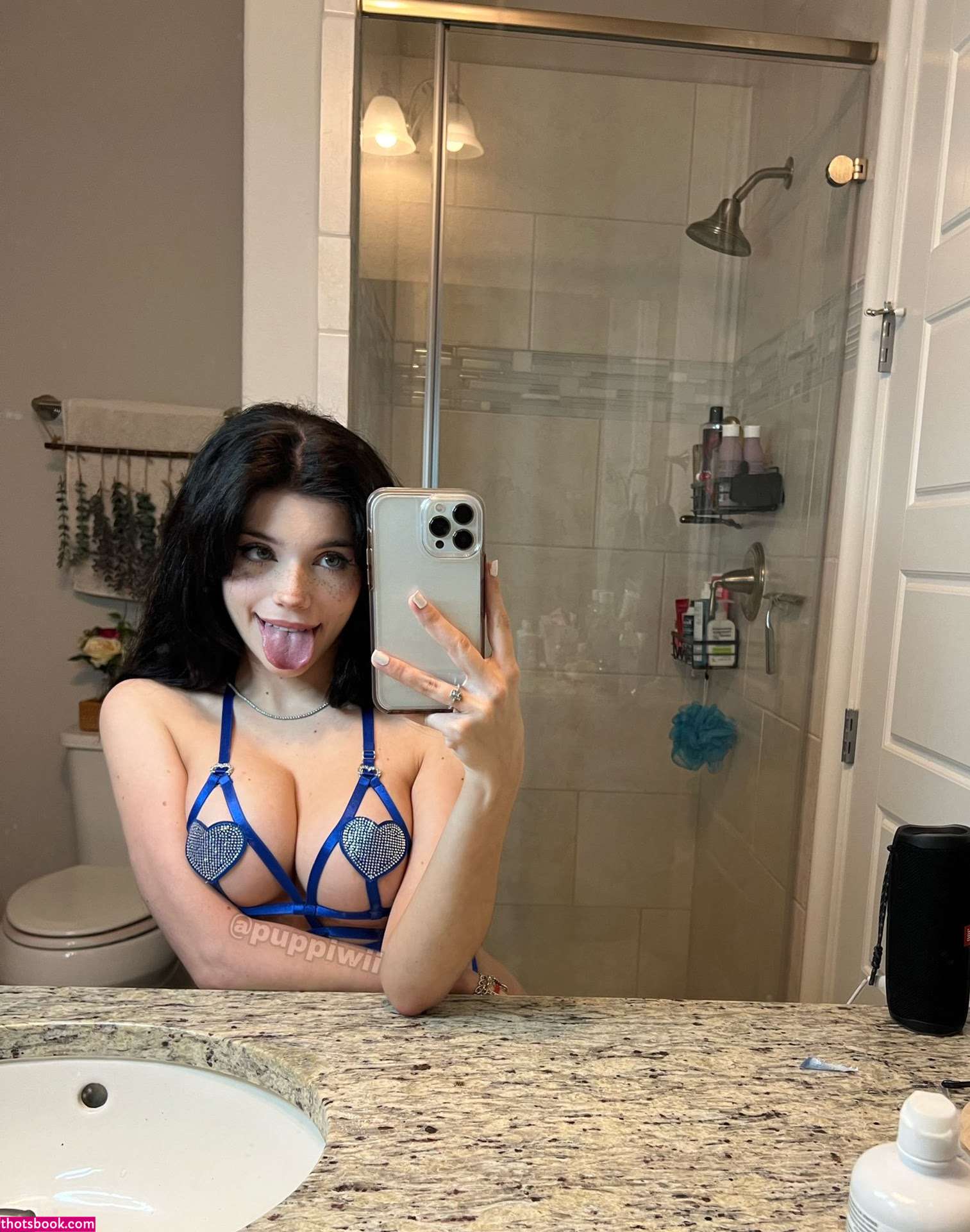 Grinchie Puppiwii Photo #370