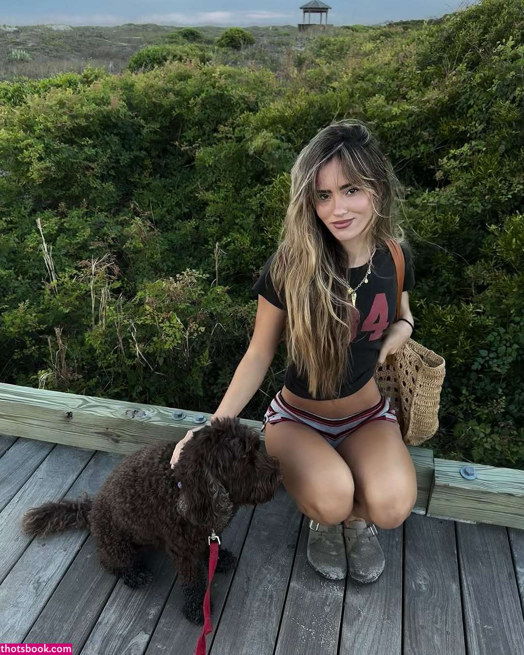 Julia Ernst Photo #12