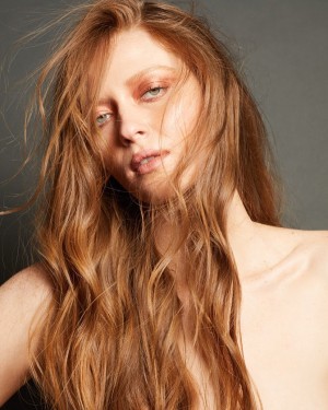 Larsen Thompson Photo #95