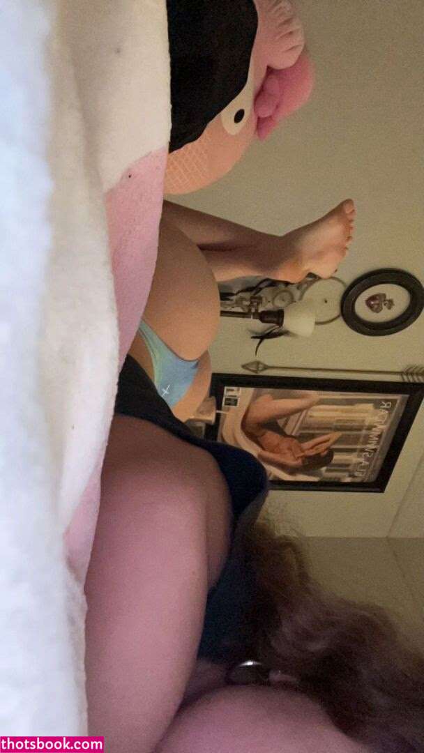 Maggie Sambrook Photo #59