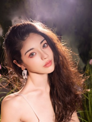 Yuan Herong Photo #156