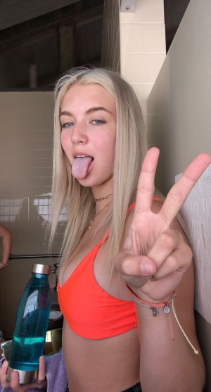 Ruby Arnold Photo #11