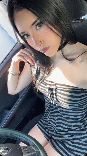 Shilynn Velez Photo #5