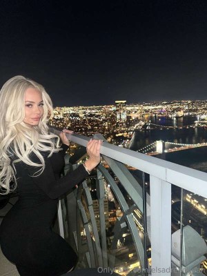 Elsa Jean Photo #612