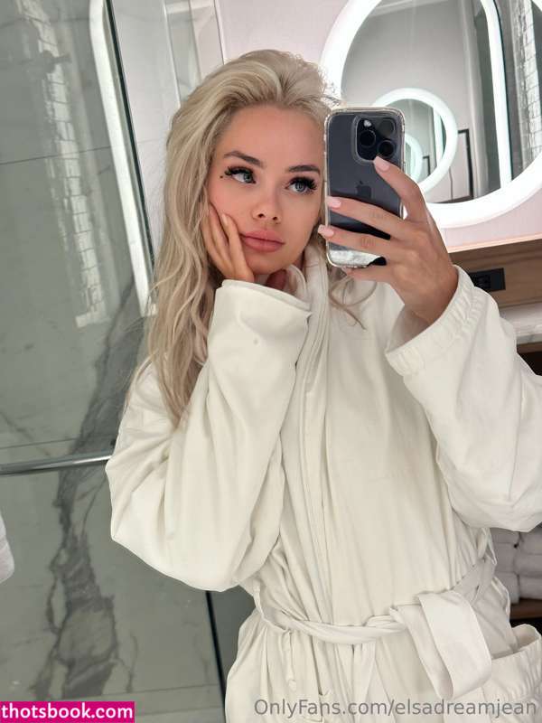 Elsa Jean Photo #623