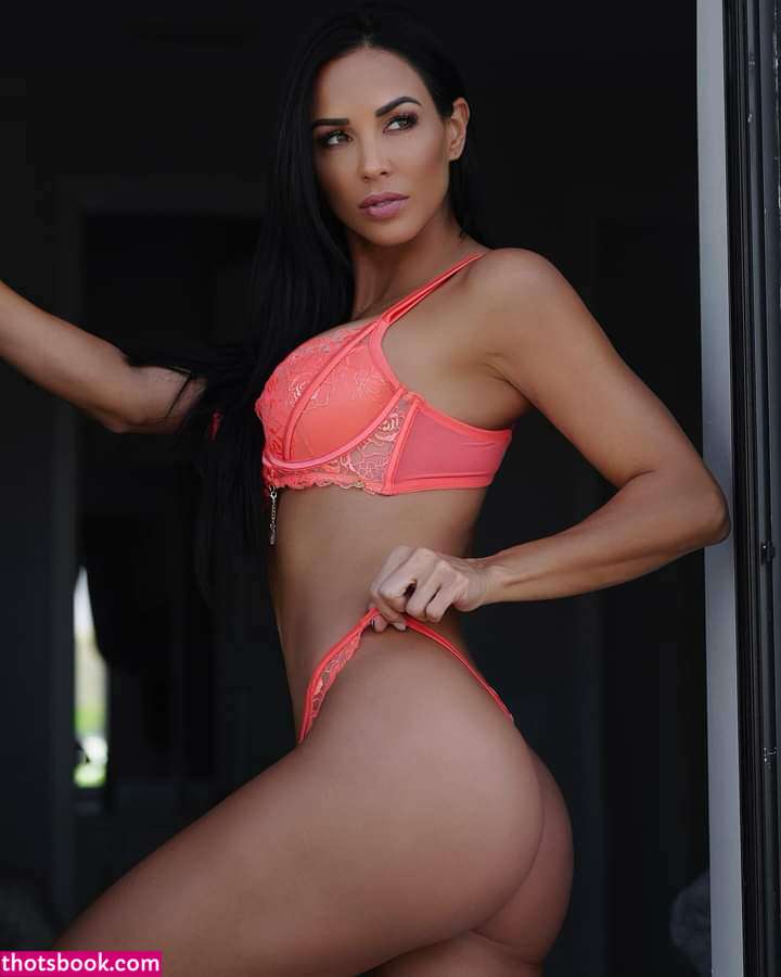 Melissa Riso Photo #19