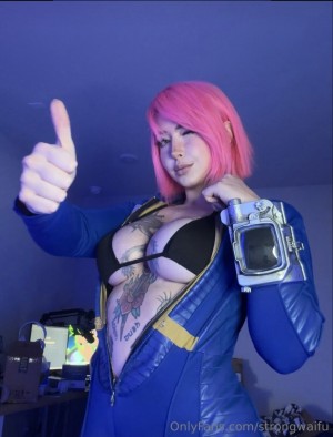 Strongwaifu Post #45