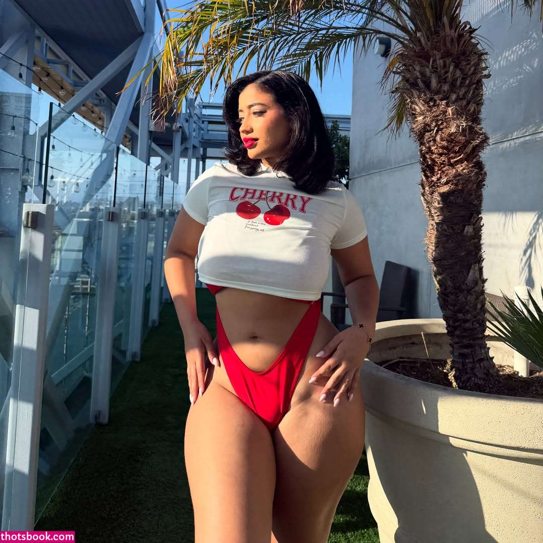 Kiarra Storm Photo #11