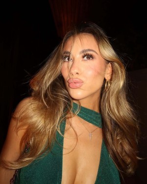 Emily Landon Photo #50