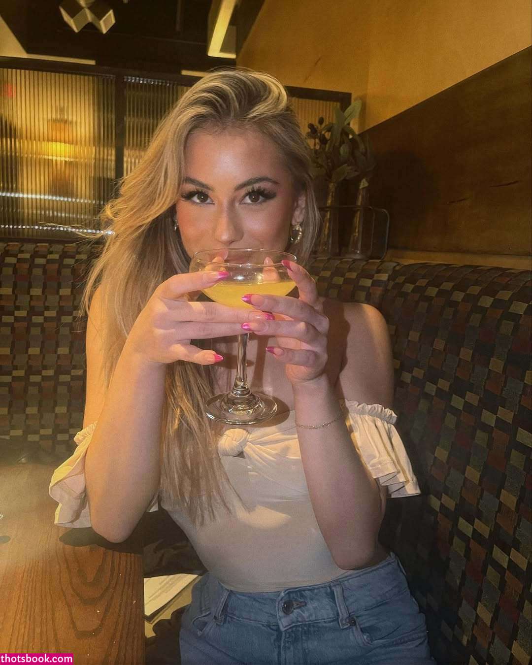 Emily Landon Photo #67