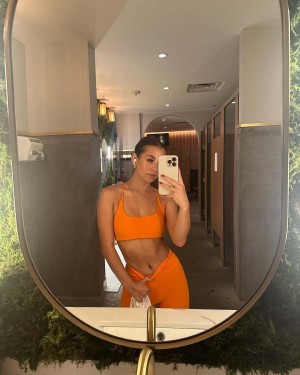 Emily Landon Post #7