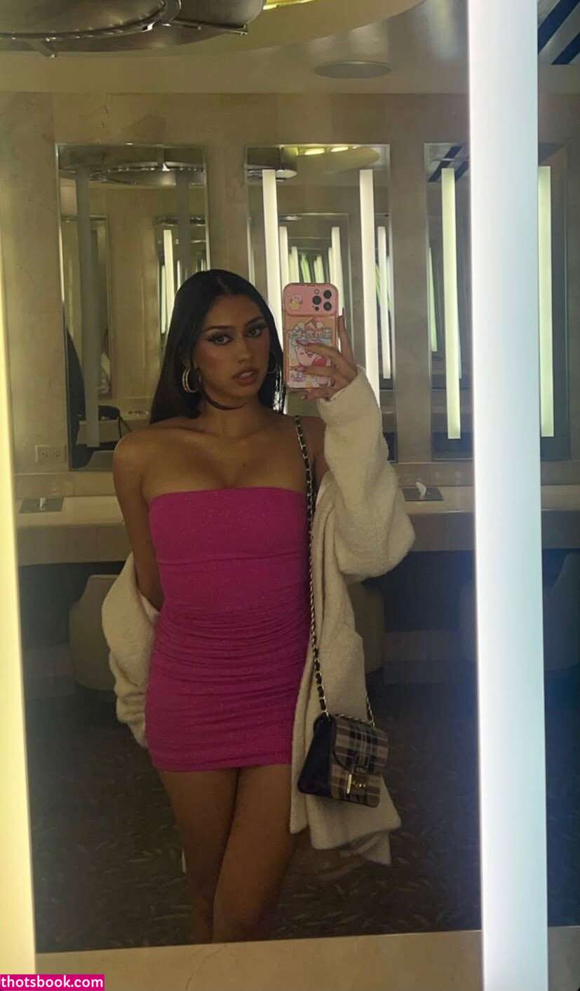 Neha Sarang Photo #13