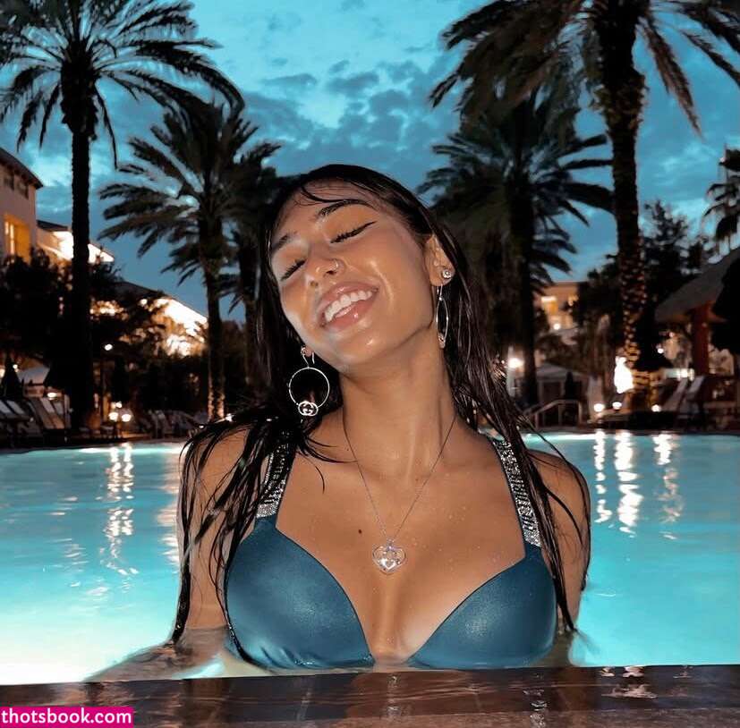 Neha Sarang Photo #28