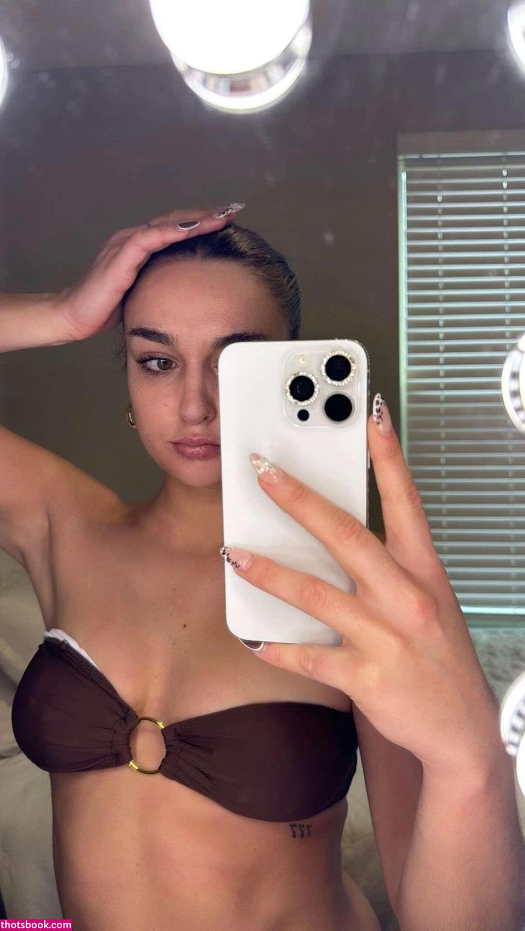 Annabelle Gesson Photo #16