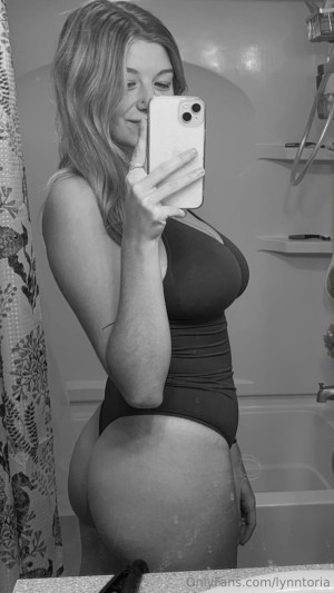 lynntoria Photo #13