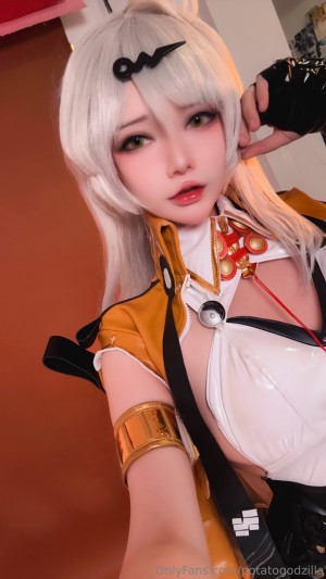 Potatogodzilla Photo #494