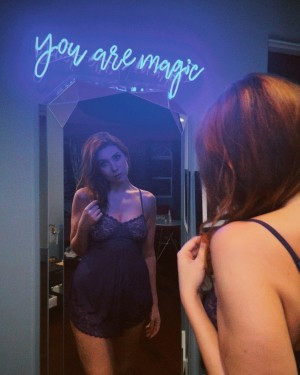 Hazel Hayes Photo #13