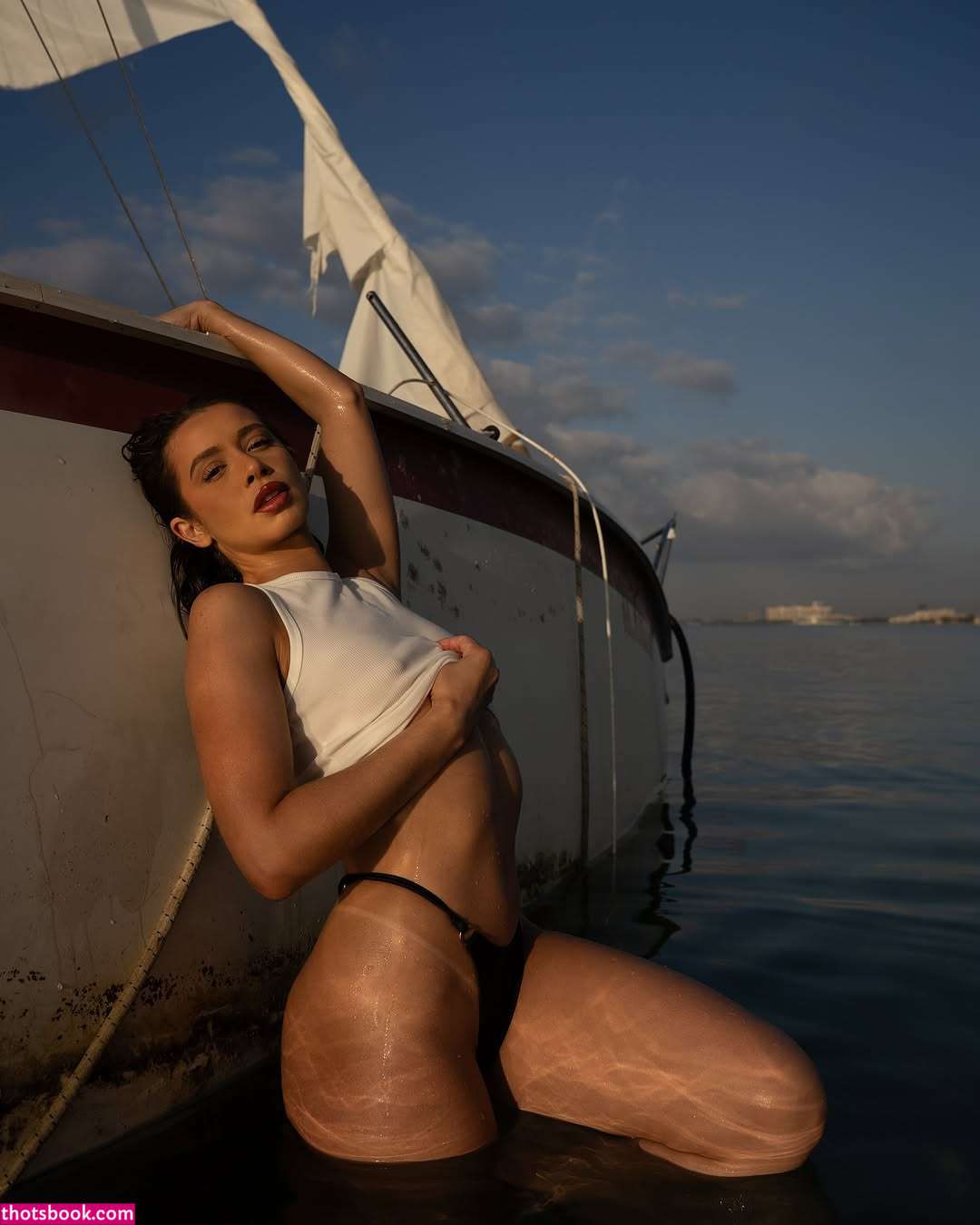 Jesenia Echeverria Photo #71