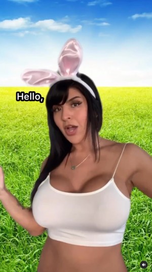 Alondra Roi Photo #23