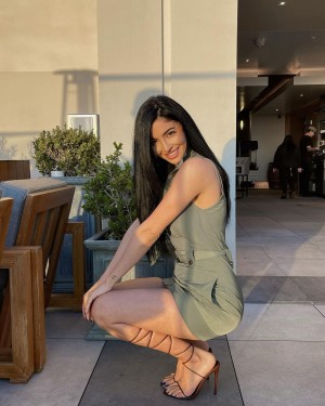 Elwa Saleh Photo #32