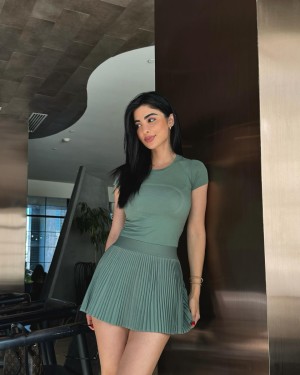 Elwa Saleh Photo #37