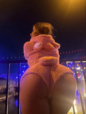 Kayla Manousselis Photo #35