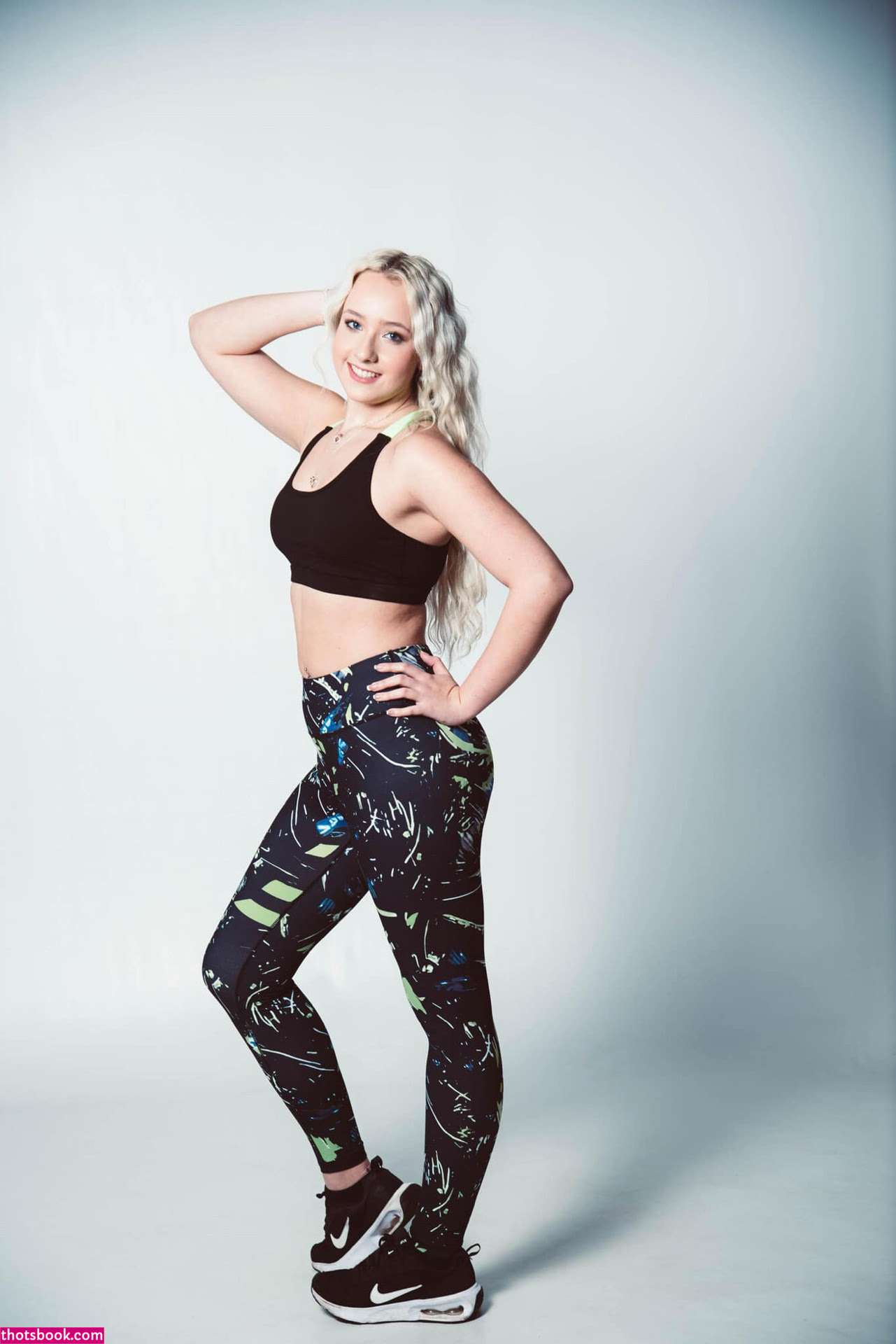 Lexi Booker Photo #10