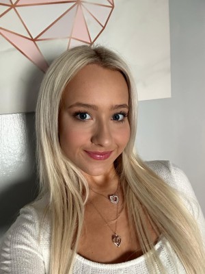 Lexi Booker Photo #8