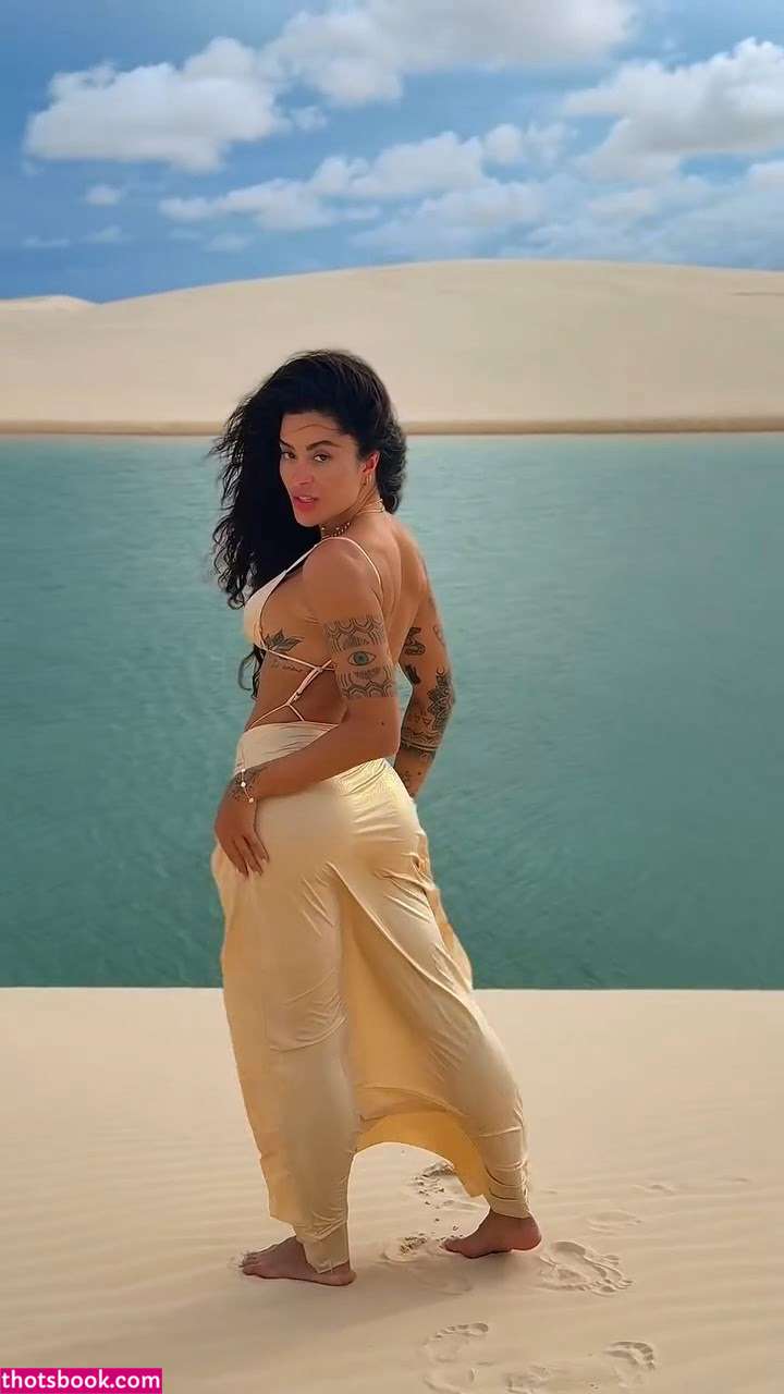 Aline Riscado Photo #14