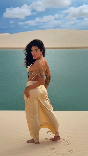 Aline Riscado Photo #14