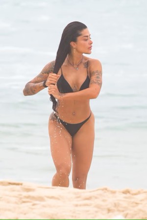 Aline Riscado Post #6