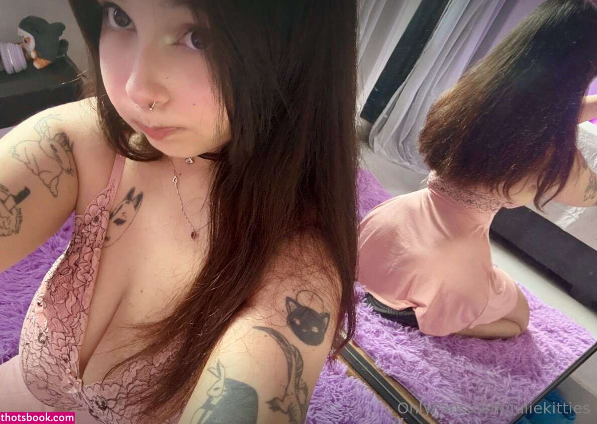 juliekitties Photo #23