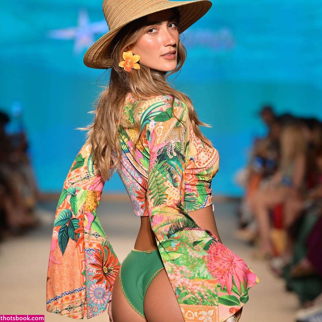 Priscilla Ricart Photo #263