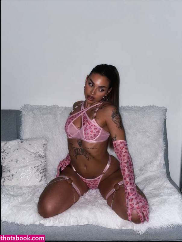 Sophia Rizou Photo #38