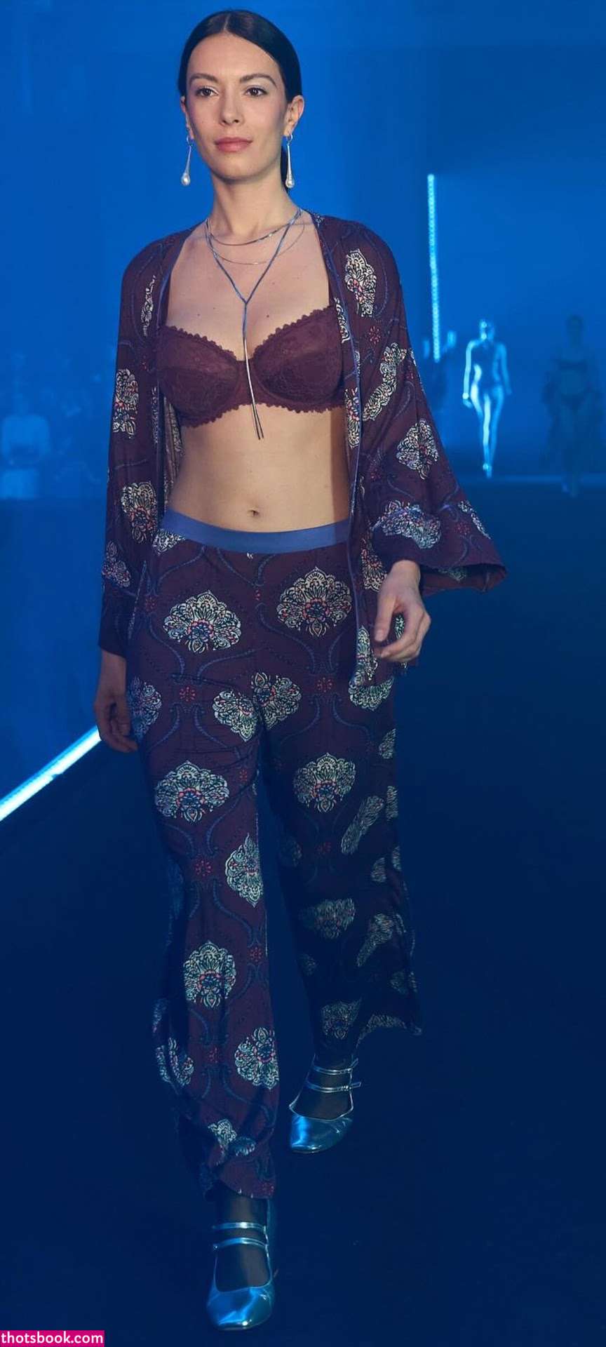 Caroline Podlewski Photo #3