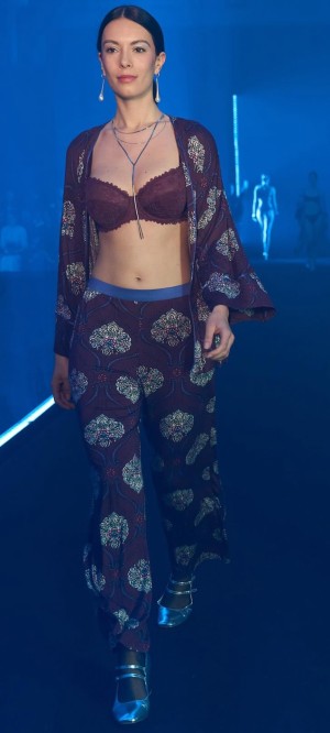 Caroline Podlewski Photo #3